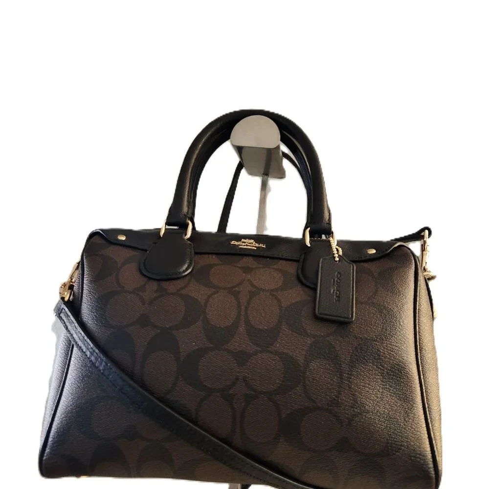 Coach Euc Signature Mini Bennett Shoulder Bag